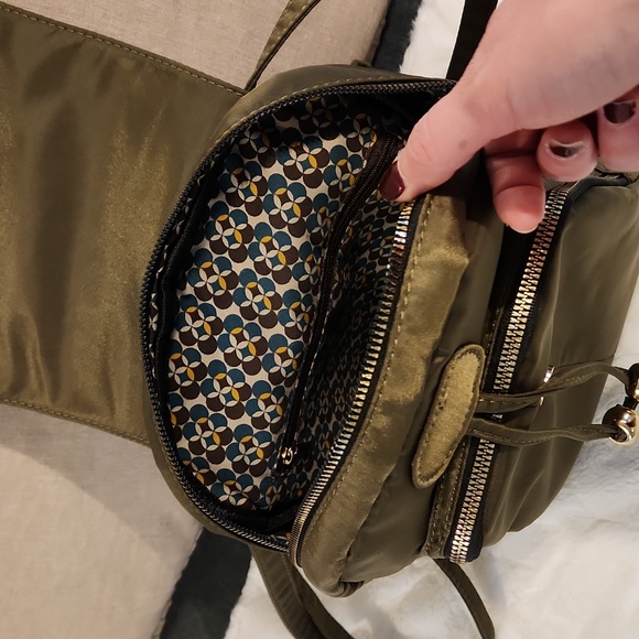 Convertible backpack - Picture 3 of 5